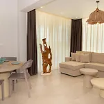 Ceramio Apart Otel Glifada (Thasos)