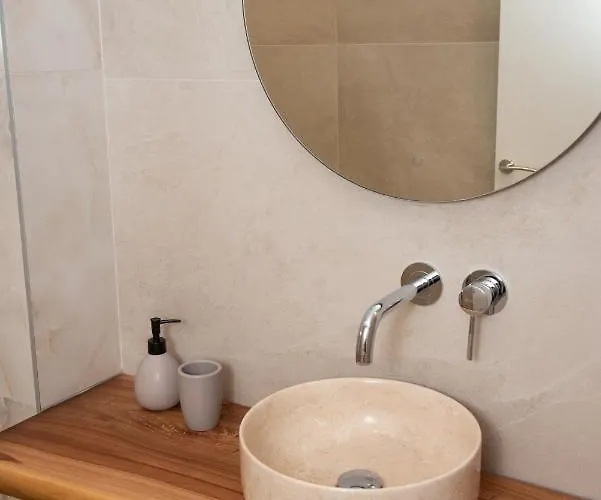 Ceramio 4*